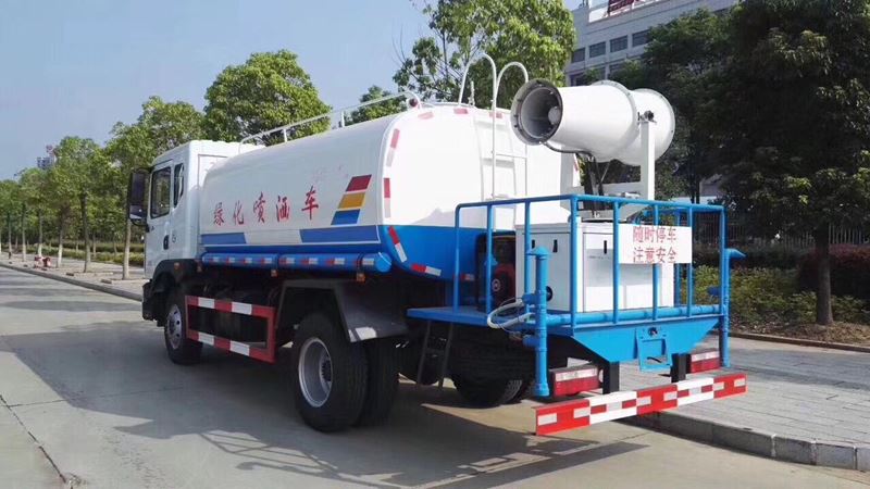 12����12�����|�L(f��ng)������D9�G����ˮ܇�r��3