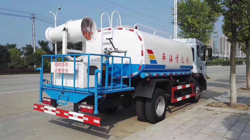 12����12�����|�L(f��ng)������D9�G����ˮ܇�r��4