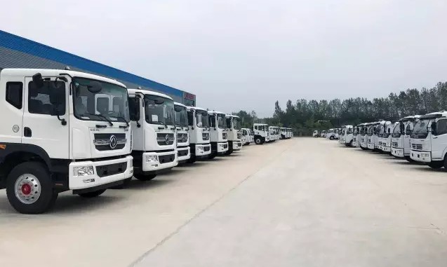 12����12�����|�L������D9��ˮ܇�DƬ