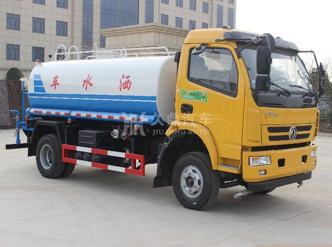 8����ˮ܇(ch��)�DƬ