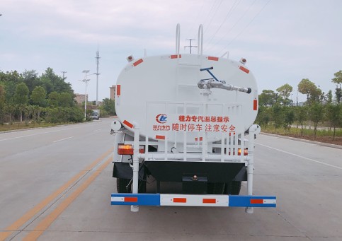 東風(fēng)福瑞卡灑水車圖片 東風(fēng)福瑞卡灑水車圖片