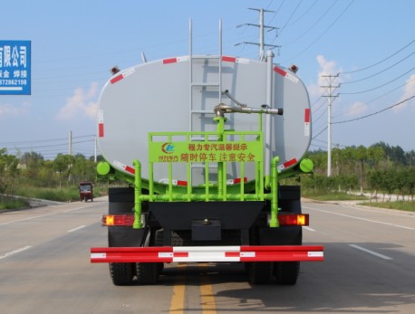 東風(fēng)御龍后雙橋?yàn)⑺嚫咔鍒D片 東風(fēng)御龍后雙橋?yàn)⑺嚫咔鍒D片