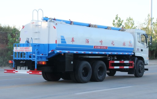 東風(fēng)御龍后雙橋?yàn)⑺嚫咔鍒D片 東風(fēng)御龍后雙橋?yàn)⑺嚫咔鍒D片