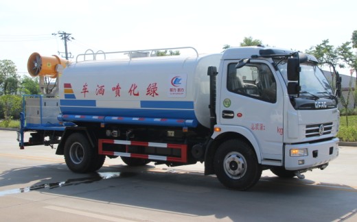 8噸東風多利卡霧炮車(朝柴發(fā)動機)高清圖片 8噸東風多利卡霧炮車(朝柴發(fā)動機)高清圖片