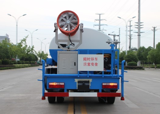 8方東風福瑞卡霧炮車(錫柴/云內發動機)高清圖片 8方東風福瑞卡霧炮車(錫柴/云內發動機)高清圖片