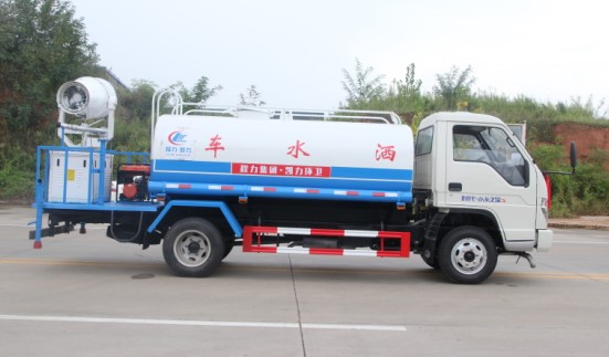 福田小卡之星3霧炮車高清圖片 福田小卡之星3霧炮車高清圖片