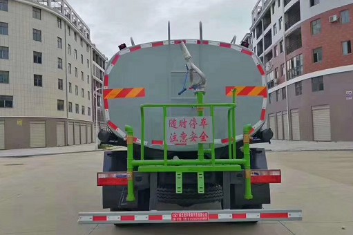 ��(gu��)��12���|�L(f��ng)������D9��ˮ܇�DƬ