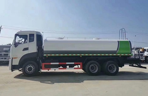 �����|�L(f��ng)�������p��20����ˮ܇�DƬ