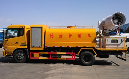 多功能灑水車(chē)參數(shù)_12方東風(fēng)天錦農(nóng)藥噴灑車(chē)廠家價(jià)格4