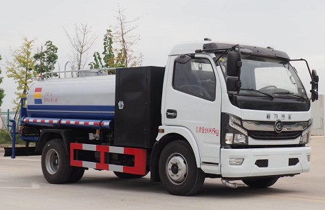 С�͞�ˮ܇�S�҈�(b��o)�r(ji��)_5����늄�(d��ng)С�͞�ˮ܇