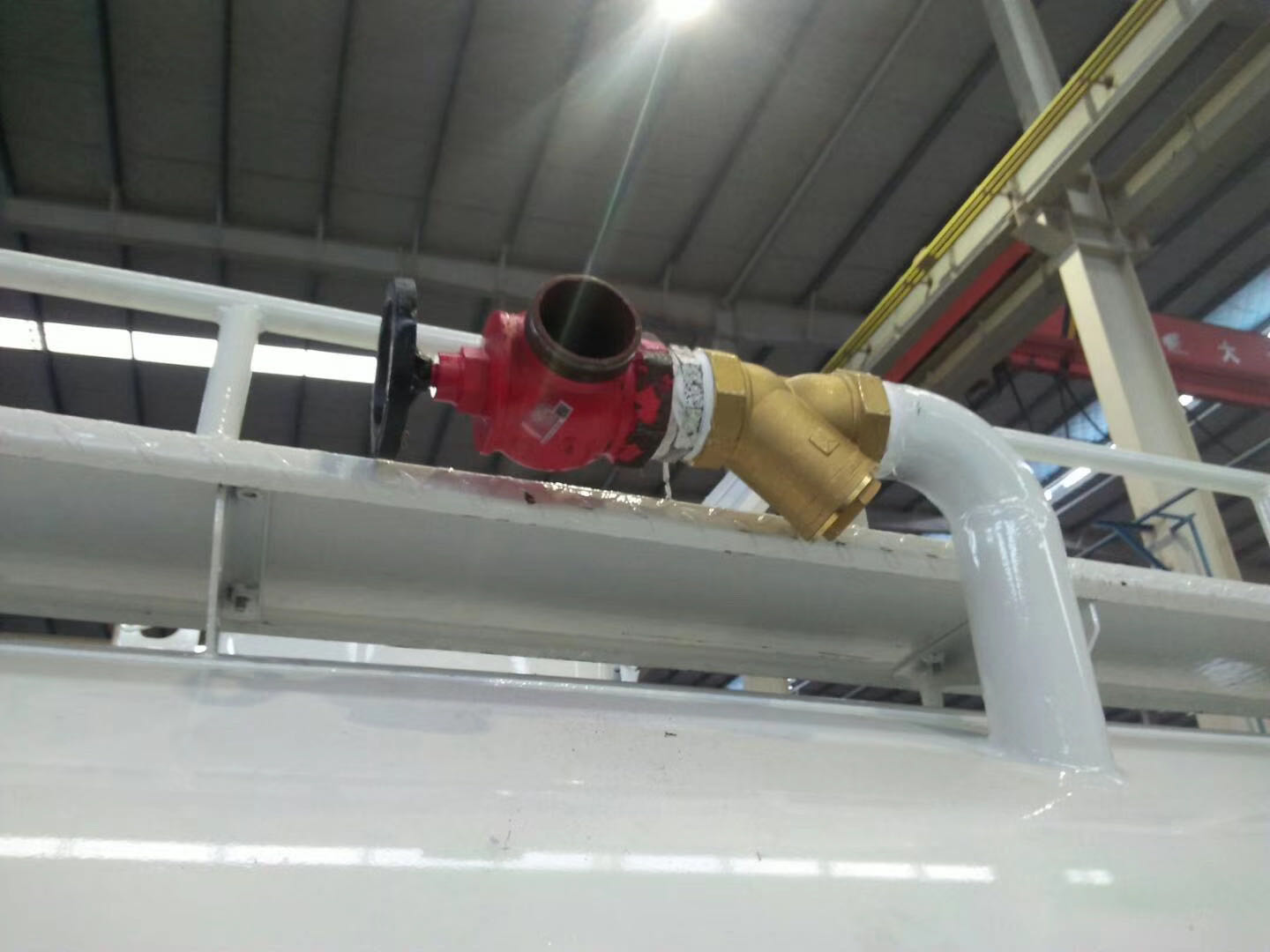 礦底防爆灑水車細節展示圖片 礦底防爆灑水車細節展示圖片