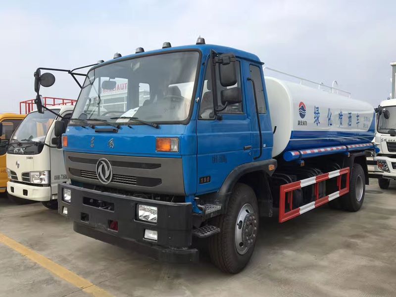 10-12���|�L(f��ng)145/153��ˮ܇�DƬ