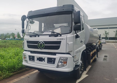 12���|�L(f��ng)����F7��ˮ܇�DƬ