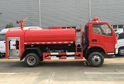 �|�L(f��ng)С�������(q��)ɭ��������ˮ܇(ch��)�DƬ