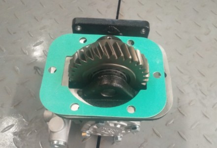 6MTI420變速箱取力器 6MTI420變速箱取力器