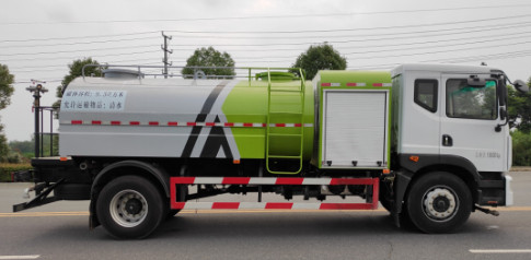 18噸東風純電動灑水車 18噸東風純電動灑水車