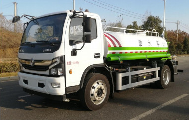 東風(fēng)純電動6.7方灑水車 東風(fēng)純電動6.7方灑水車