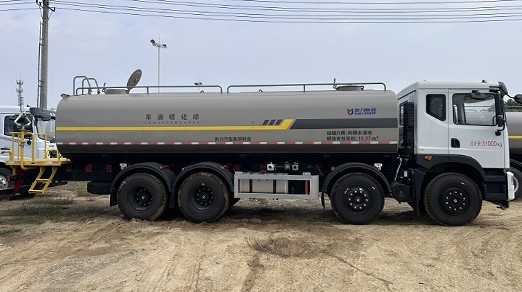 25����ˮ܇�r��_�|�L(f��ng)�A��T5ǰ�ĺ��25����ˮ܇_�P���L(f��ng)��KLF5310GPSE6�;G������܇3